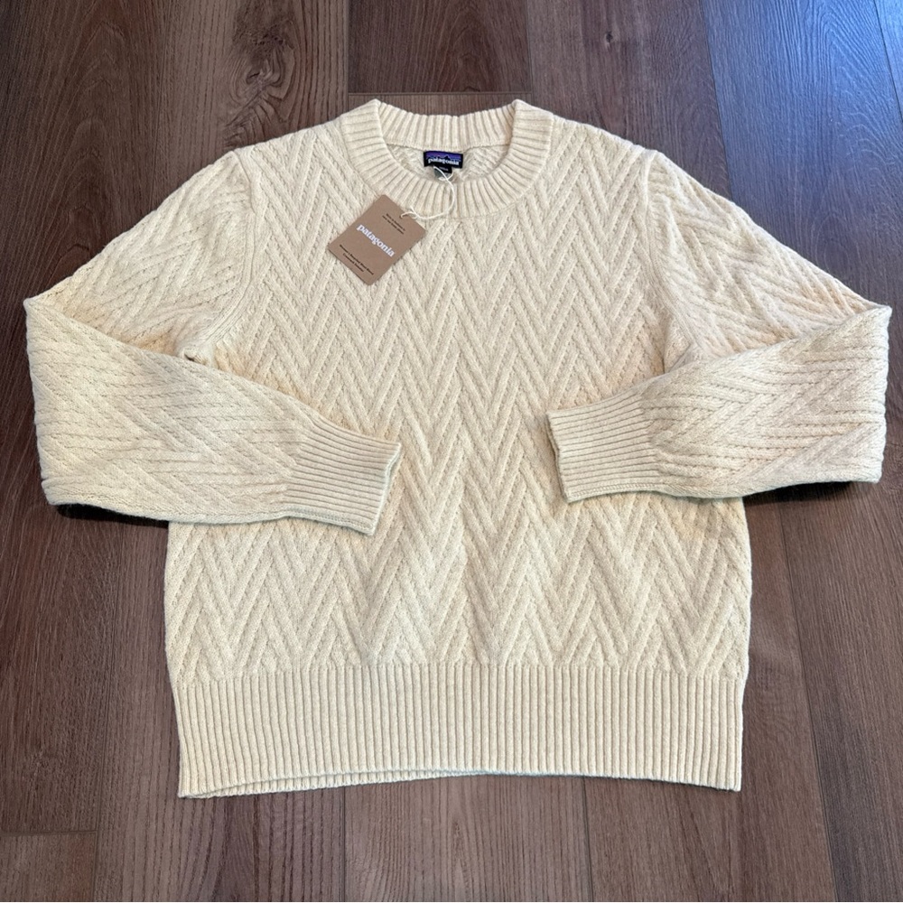 Patagonia Cream Chevron Cable Knit Crewneck Sweater